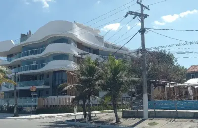 Lindo apartamento com 3 suítes de frente para o mar de piratininga