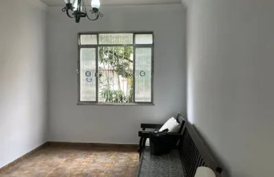 Raro apartamento de 2 quartos na praça do carmo - vila da penha