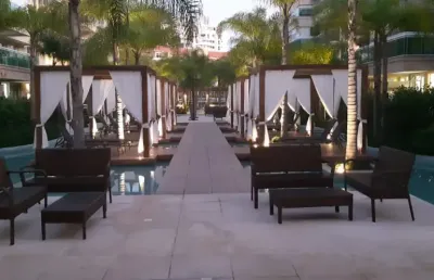 Apartamento garden 2 quartos no barra village lakes – recreio dos bandeirantes   privacidade, conforto e área externa exclusiva em um condomínio resort!
