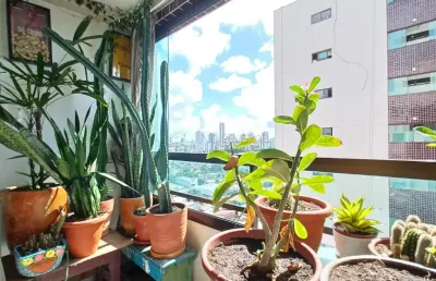 Praça dos cactos - 85m² - 2 quartos - varanda - todo reformado, andar alto, móveis fixos- bongi