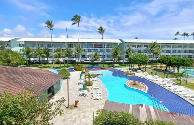 Vendo lindo flat em porto de galinhas pé na areia , consultor(81)98597-7833