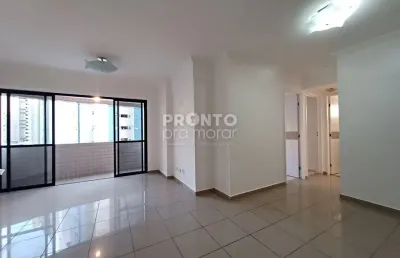 Apartamento com excelente localização em boa viagem, próximo ao shopping recife e uninassau.