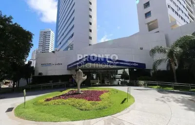 Excelente apartamento mobiliado localizado no bairro de boa viagem, com 32,97m² de área útil.