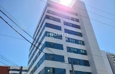 Excelente flat com 30,32m² de área construída localizado no bairro de boa viagem.