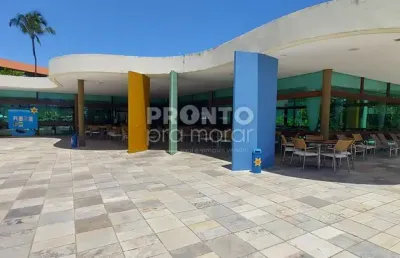 Excelente apartamento em condomínio beira mar em muro alto!
