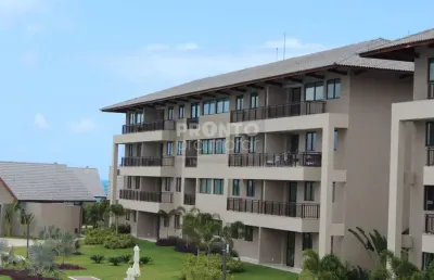 Excelente apartamento em condomínio beira mar, com 65,00m²