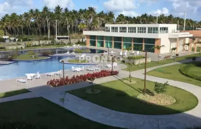 Excelente apartamento localizado em muro alto, com 58,77m².