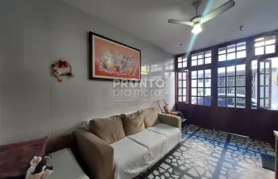 Linda casa em massangana i 4 quartos i sendo 1 suíte i 2 vagas