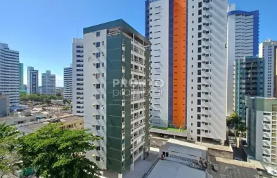 Apartamento com excelente localização no bairro de boa viagem, com 157,53m² de área útil.