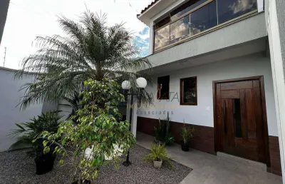 Casa com 3 dormitórios à venda, 240 m² por r$ 850.000,00 - parque são josé - varginha/mg