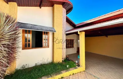 Casa com 3 quartos e piscina à venda, 268 m² por r$ 790.000 - parque urupês iii - varginha/mg