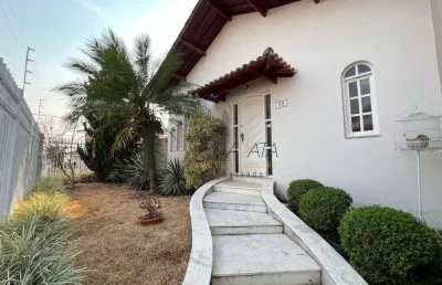 Casa com 3 dormitórios à venda, 253 m² por r$ 850.000,00 - campos elíseos - varginha/mg