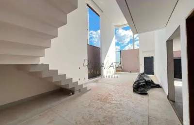 Casa com 3 dormitórios à venda, 237 m² por r$ 950.000,00 - belo horizonte iii - varginha/mg