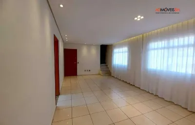 Cobertura no bairro sagrada família, com área de 277m², 04 quartos, 05 banhos, 03 vagas de garagem