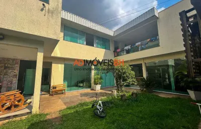 Casa residencial com habite-se, área construída de 185m², lote de 350m², 02 quartos, 01 suíte, 06 vagas, no padre eustáquio