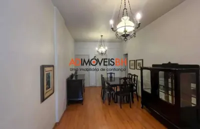 Apartamento com área de 74m², 02 quartos, ótima localização no centro