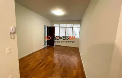 Apartamento com área de 129m², 03 quartos, 01 suíte, 01 vaga de garagem, prédio com elevador, na avenida prudente de morais