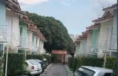 Sobrado à venda no bairro jardim do papai - guarulhos/sp