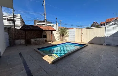 Casa com 4 quartos para alugar na Rua Carmópolis de Minas, Jardim Santa Clara, Guarulhos