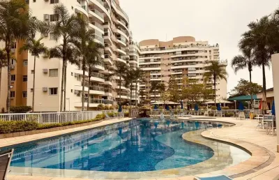 Venha conhecer esse incrível apartamento de 2 quartos no barra sunday, no recreio! com 64m², este imóvel conta com 1 suítes, armários planejados . além disso, desfrute de uma vista deslumbrante para a