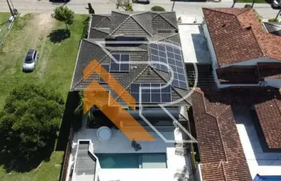 Casa em condomínio fechado com 4 quartos à venda na avenida professor florestan fernandes, camboinhas, niterói, 382 m2 por r$ 4.100.000