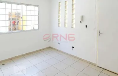 Sobrado  em condomínio fechado para alugar 3 dormitórios , 1 suíte , 1 vaga , 130m no jardim calu