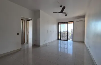 Apartamento 2 dormitórios com sacada no centro de florianópolis