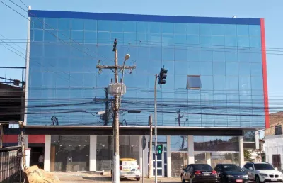 Sala comercial para alugar na Avenida Dorival Cândido Luz de Oliveira, COHAB A, Gravataí