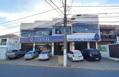 Aluguel de ampla sala comercial no centro de gravataí