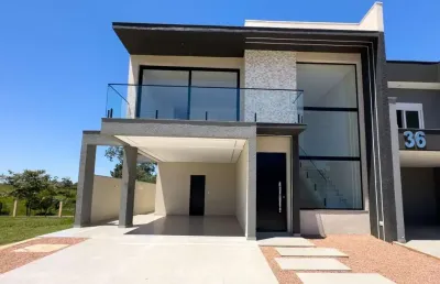 Viva com elegância e conforto: residência espaçosa em localização privilegiada!