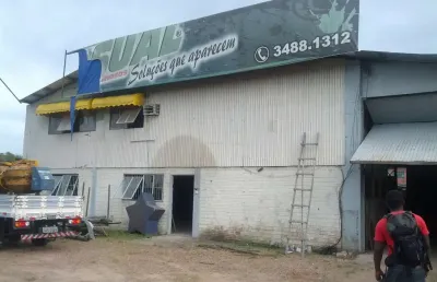 Pavilhão para locação com 750m² em localização estratégica em gravataí