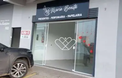 Loja comercial ampla e bem localizada no bairro santa cruz