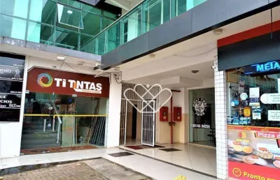 Sala comercial de 46m² para locação na coahb a com banheiro interno