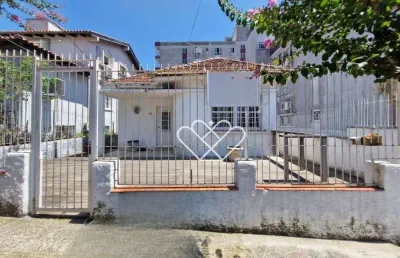 Casa ampla e bem localizada no centro de gravataí para locação