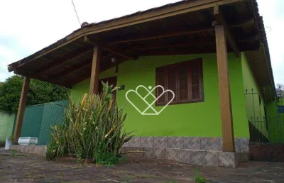 Casa dos seus sonhos: 3 dormitórios, churrasqueira e 4 vagas!