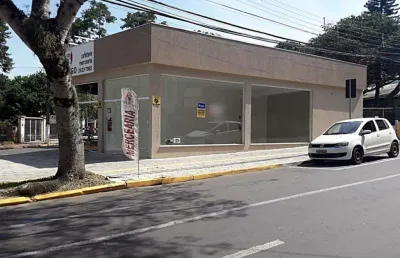 Loja com vitrine em vidro no centro de gravataí, pronta para o seu negócio
