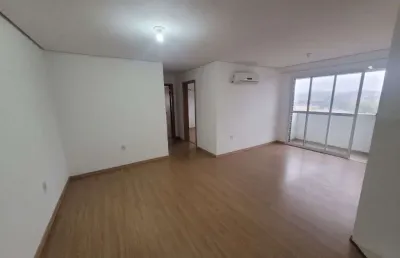 Apartamento com 2 quartos, suíte e 2 vagas no centro de gravataí