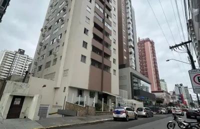Excelente oportunidade de adquirir um apartamento com 2 dormitórios e 1 banheiro, com uma área privativa de 69m² e uma ampla sacada para desfrutar momentos de lazer e descanso. localizado no bairro ca