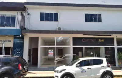 Sala comercial para locação em sombrio, januária, 1 banheiro
