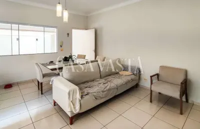 Casa com 2 quartos à venda na Rua Oito de Dezembro, Jardim Nova Yorque, Araçatuba