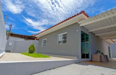 Imovel com 2 quartos endo 1 suíte e mais uma suíte com 2 quartos. pintura nova, sem detalhes. terreno amplo. financiavel