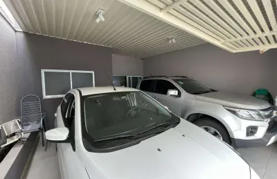 Casa para venda em presidente prudente, residencial universitário, 3 dormitórios, 1 suíte, 2 banheiros, 2 vagas