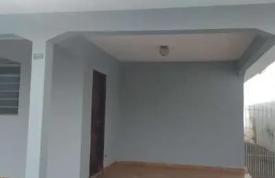 Casa para locação em presidente prudente, jardim bongiovani, 3 dormitórios, 1 suíte, 2 banheiros, 1 vaga
