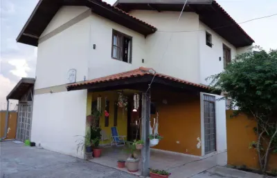 Casa com 3 quartos à venda na Rua José Gava, 141, Pilarzinho, Curitiba