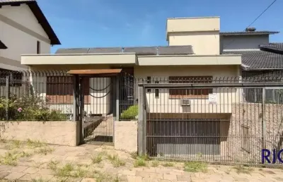 Casa com 4 quartos à venda no petrópolis, caxias do sul  por r$ 1.680.000