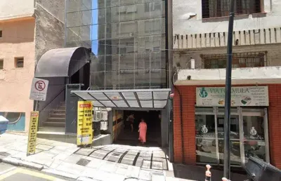 Sala comercial à venda no centro histórico, porto alegre  por r$ 240.000