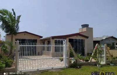 Casa com 2 quartos à venda no pérola, arroio do sal  por r$ 380.000