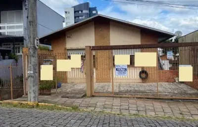 Casa com 5 quartos à venda no madureira, caxias do sul  por r$ 689.000