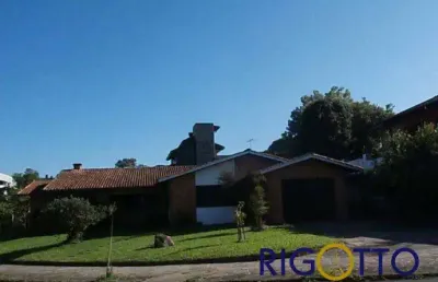 Casa com 4 quartos à venda no desvio rizzo, caxias do sul  por r$ 905.000