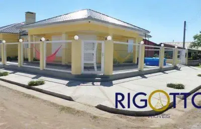 Casa com 4 quartos à venda no balneário figueirinha, arroio do sal  por r$ 950.000